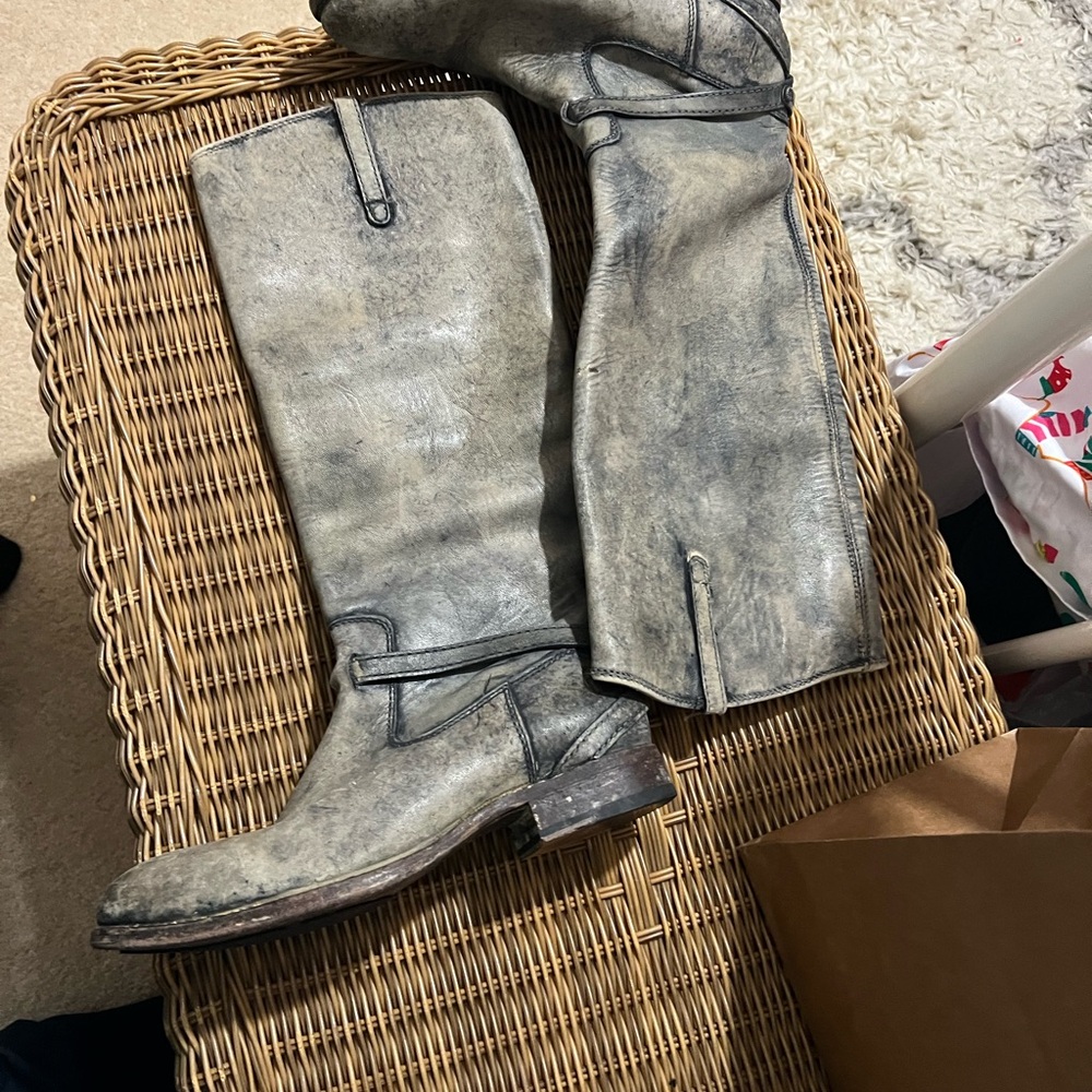 Frye Distressed Gray Leather Boots - Picture 4 of 8